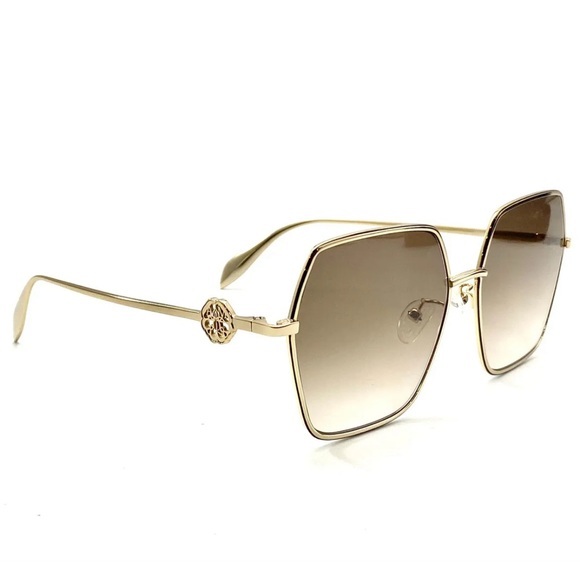 Alexander McQueen Accessories - 🌺ALEXANDER MCQUEEN🌸 AM0226SK 002 Gold Sunglasses